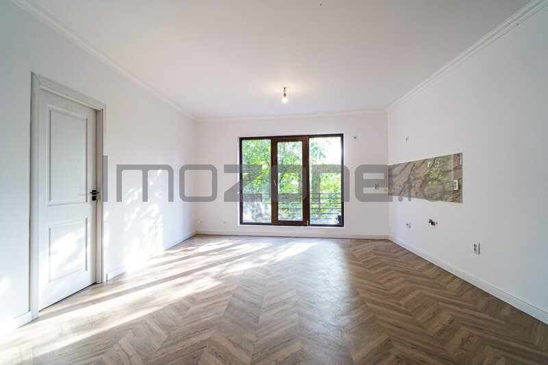 Prelungirea Ghencea 2 camere, 62 mp, terasa 22 mp, teren 128 mp, comision 0%