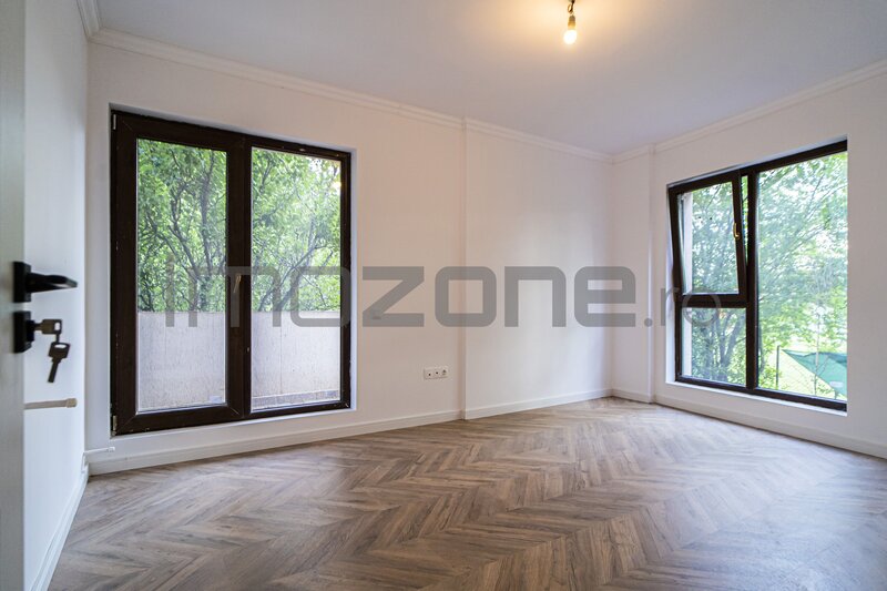 Prelungirea Ghencea 2 camere, 62 mp, terasa 22 mp, teren 128 mp, comision 0%